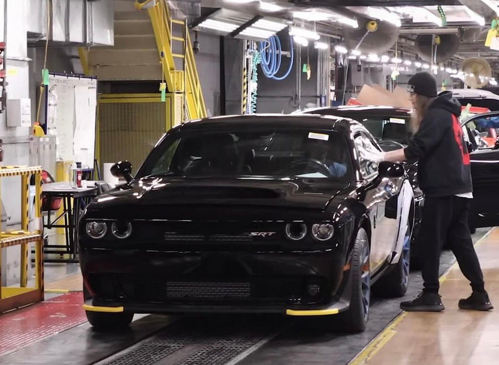 Farewell to an Icon: The Last Dodge Challenger Rolls Off the Assembly Line